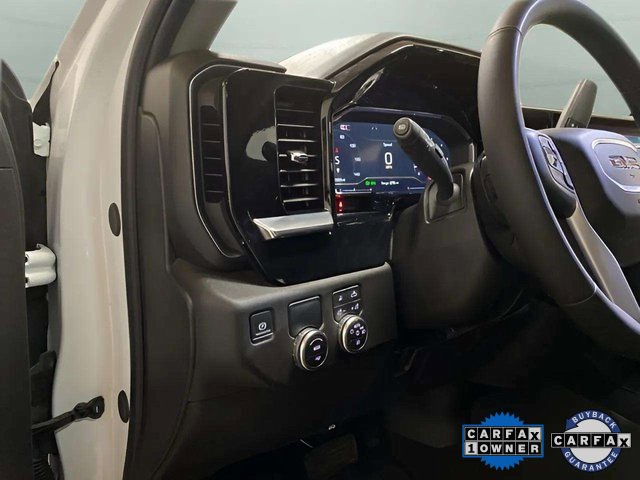 Used 2025 GMC Sierra 1500 SLT image 29