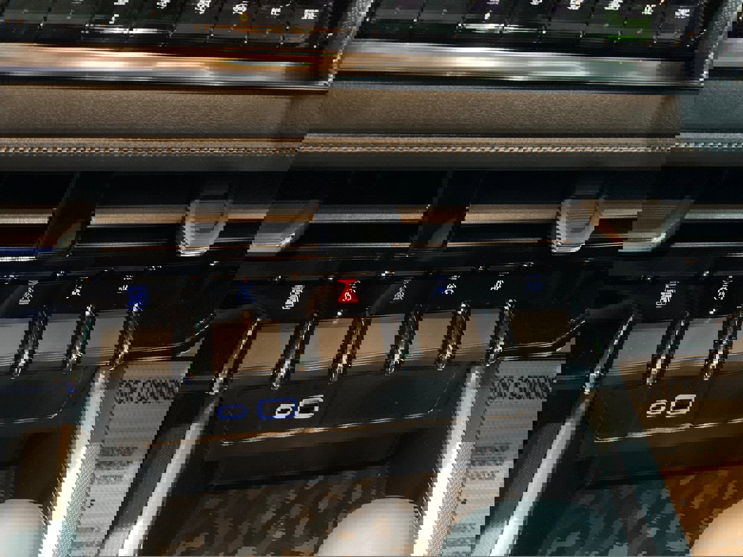 Used 2023 Chevrolet Colorado LT w/ LT Convenience Package II image 28