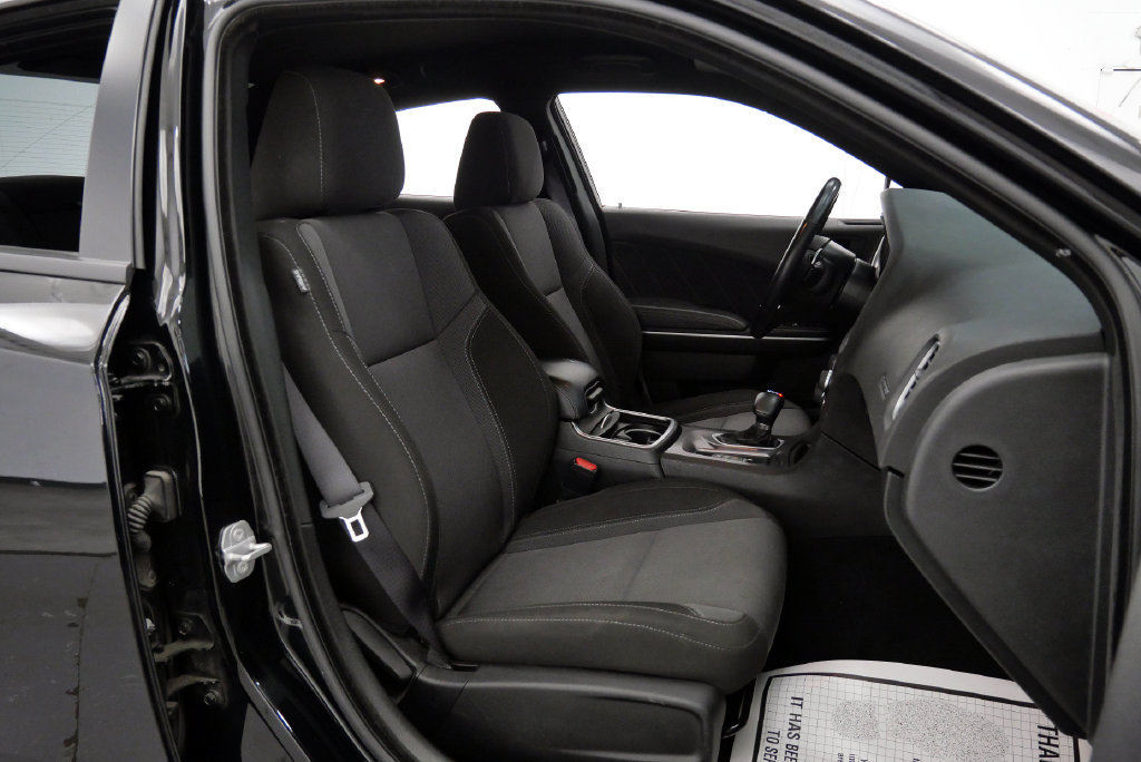 Used 2022 Dodge Charger SXT AWD/4WD image 15