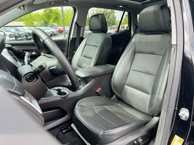 Used 2024 GMC Terrain SLT w/ Elevation Edition AWD/4WD image 19