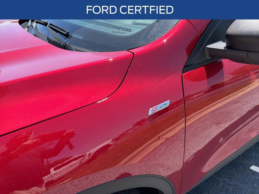 Used 2025 Ford Escape ST-Line w/ Tech Pack #1 FWD image 3