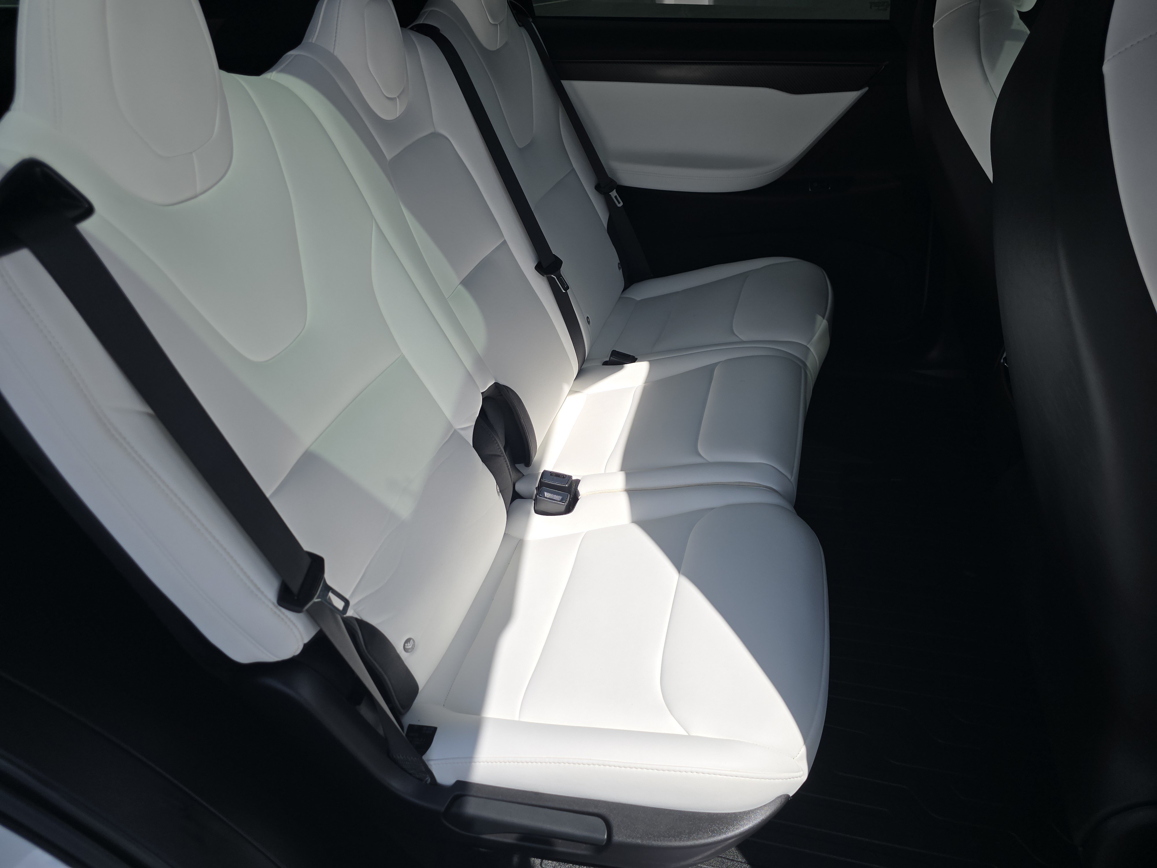 Used 2019 Tesla Model X Performance AWD/4WD image 18