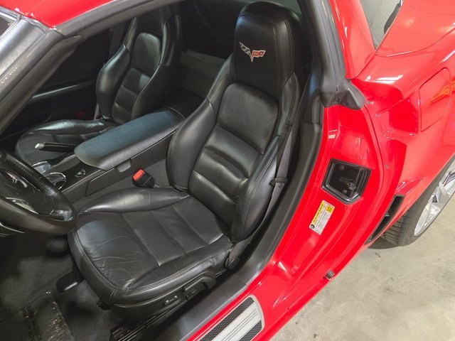 Used 2011 Chevrolet Corvette Grand Sport w/ Preferred Equipment Group image 19