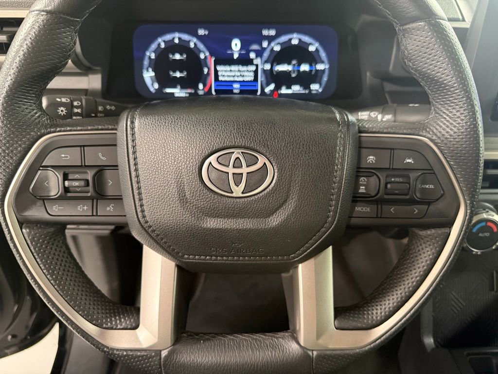 Used 2024 Toyota Tacoma TRD Off-Road image 13