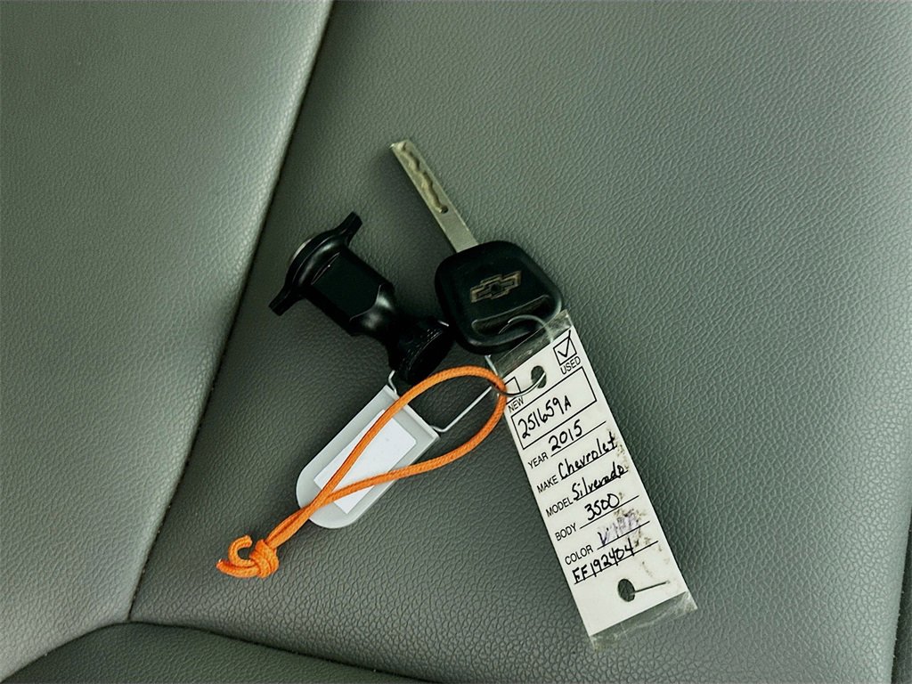 Used 2015 Chevrolet Silverado 3500 W/T image 30
