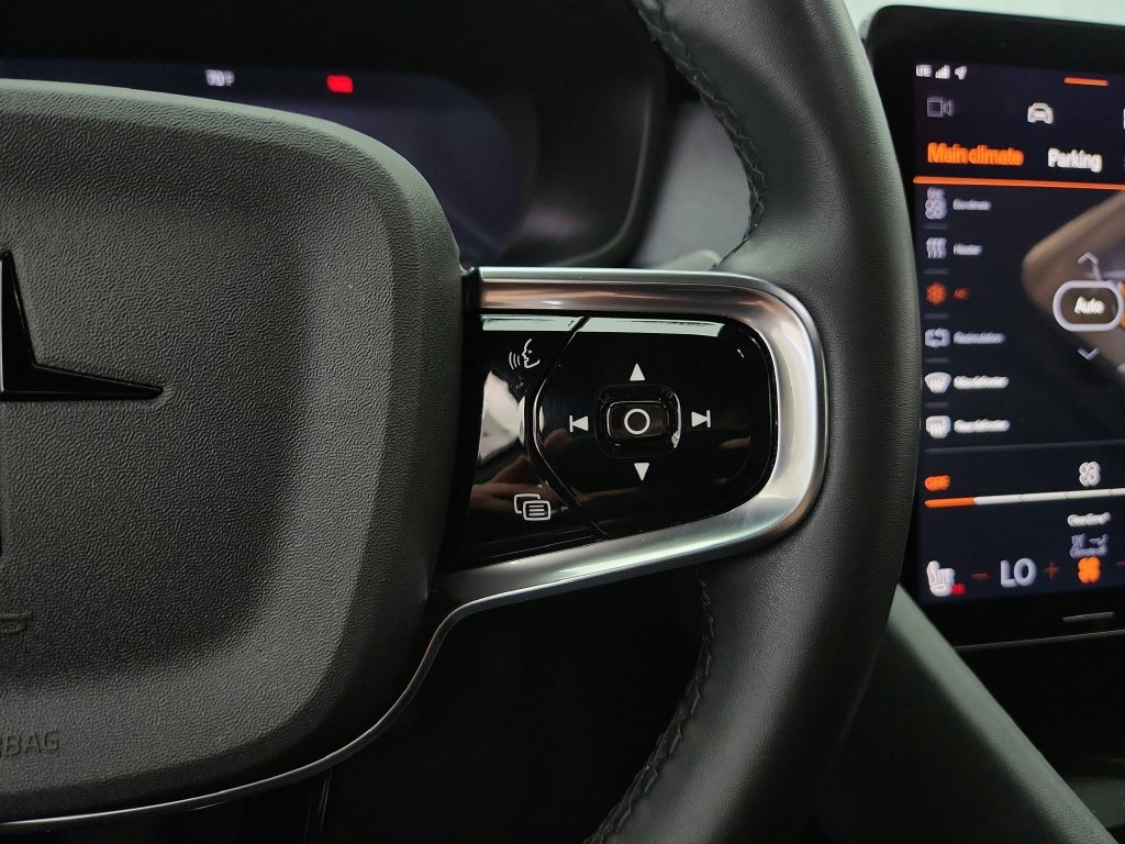 Used 2022 Polestar Polestar 2 w/ Pilot Package AWD/4WD image 21