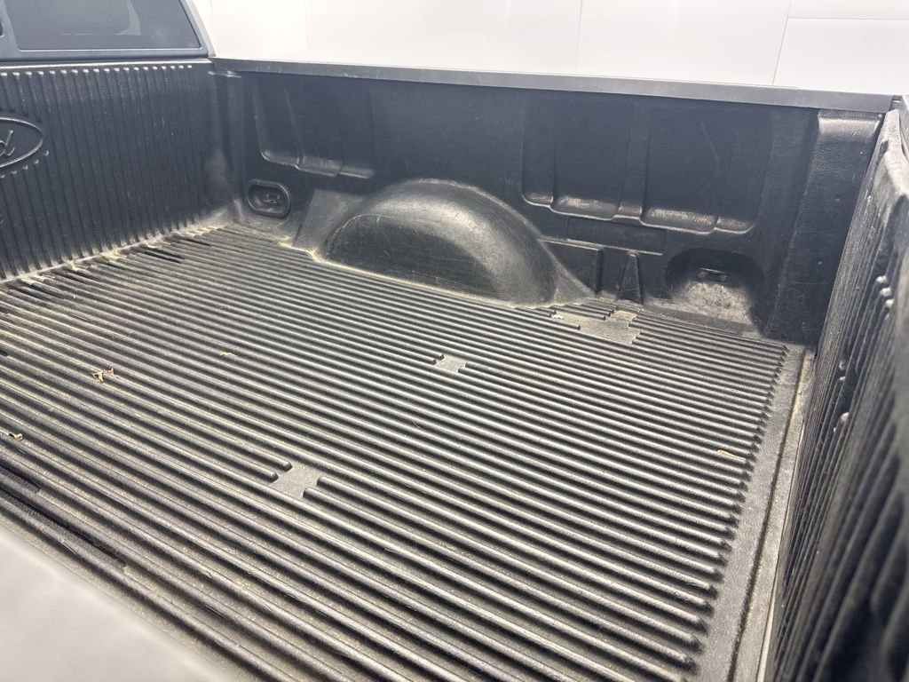 Used 2010 Ford F150 XLT image 39