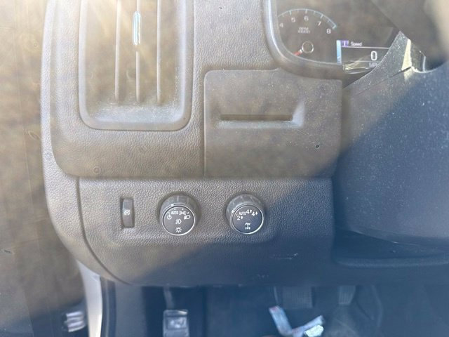 Used 2018 Chevrolet Colorado LT w/ LT Convenience Package AWD/4WD image 11
