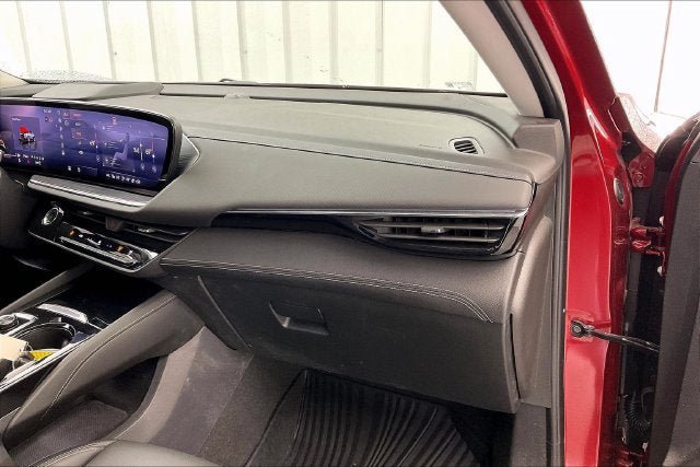 Used 2024 Buick Envision Preferred AWD/4WD image 17