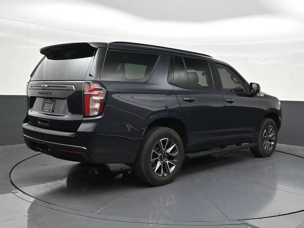 Used 2022 Chevrolet Tahoe Z71 w/ Luxury Package AWD/4WD image 5