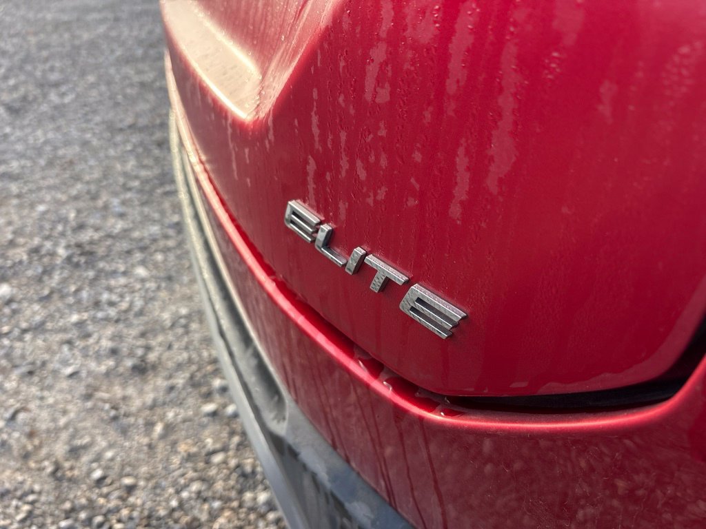 Used 2024 Honda Pilot Elite image 4