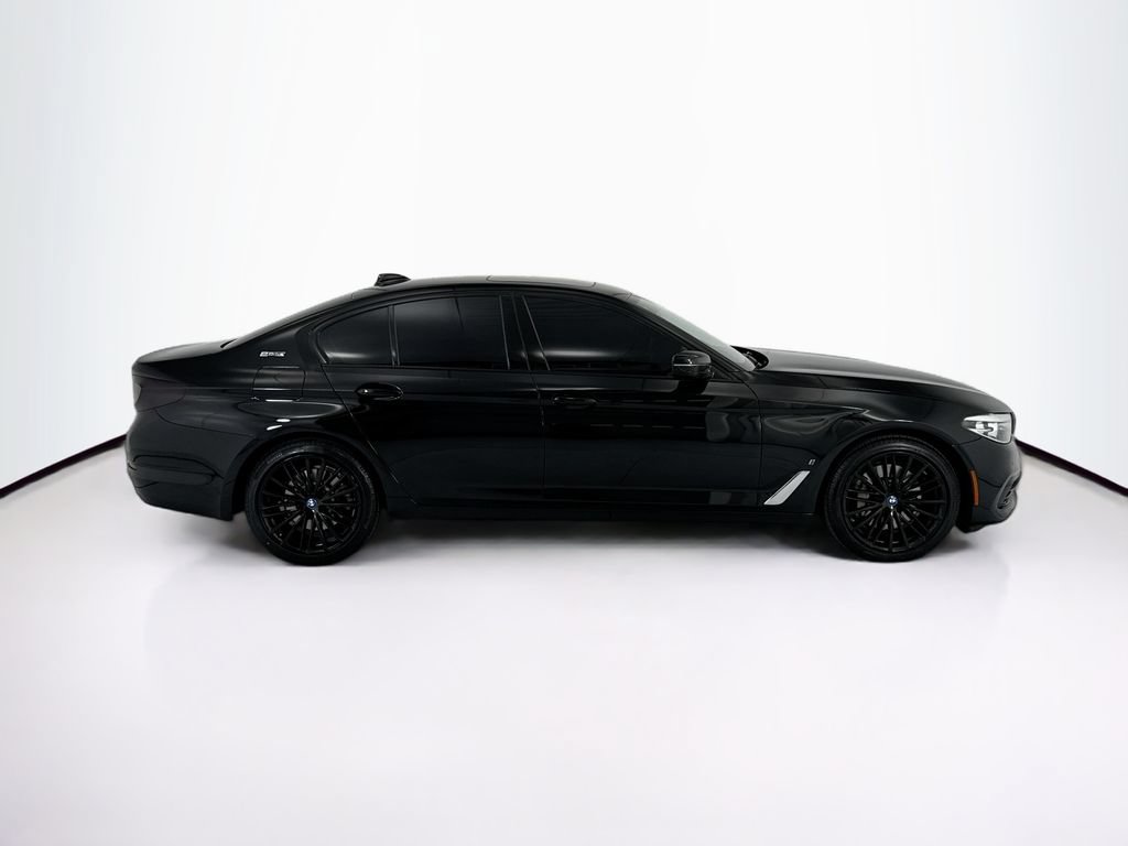 Used 2018 BMW 530e RWD image 4