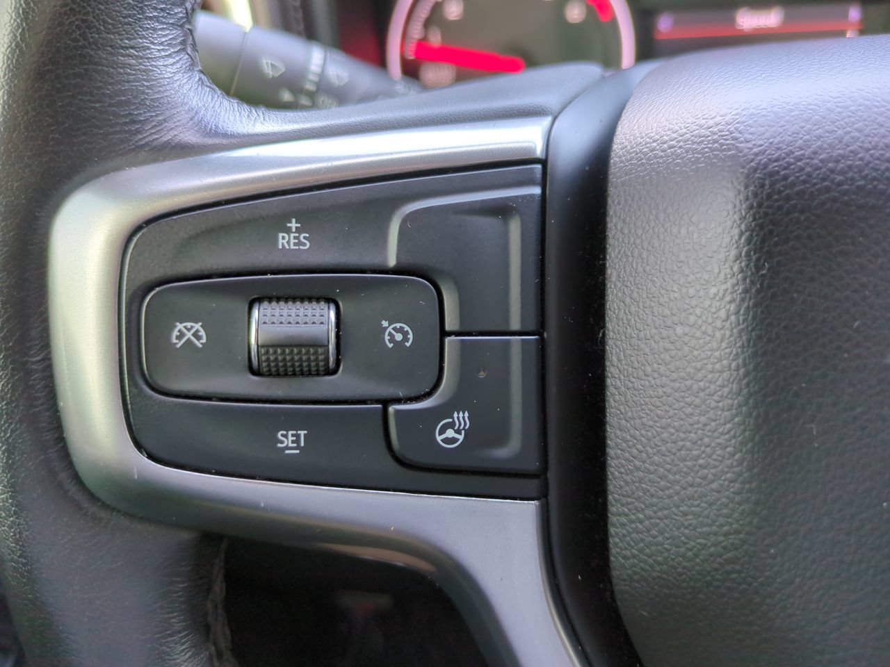 Used 2020 Chevrolet Silverado 1500 RST AWD/4WD image 23