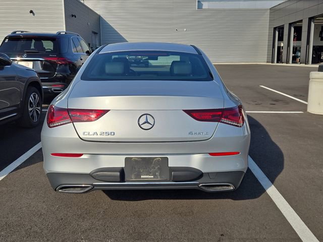 Used 2023 Mercedes-Benz CLA 250 4MATIC image 4