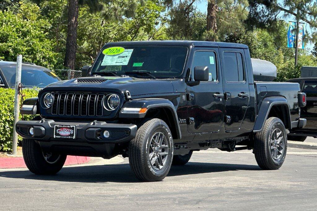 New 2026 Jeep Gladiator Sport AWD/4WD image 8