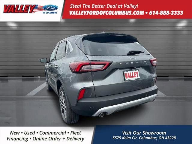 New 2024 Ford Escape SE image 5