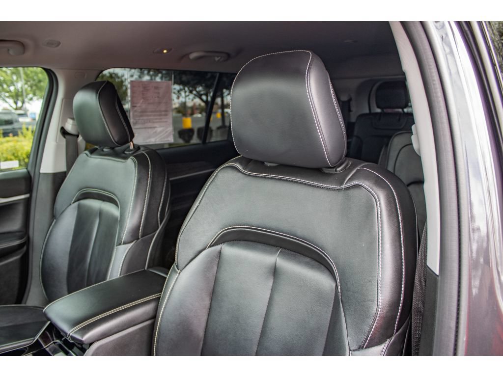 Used 2022 Jeep Grand Cherokee L Limited w/ Trailer Tow Group (B) AWD/4WD image 30