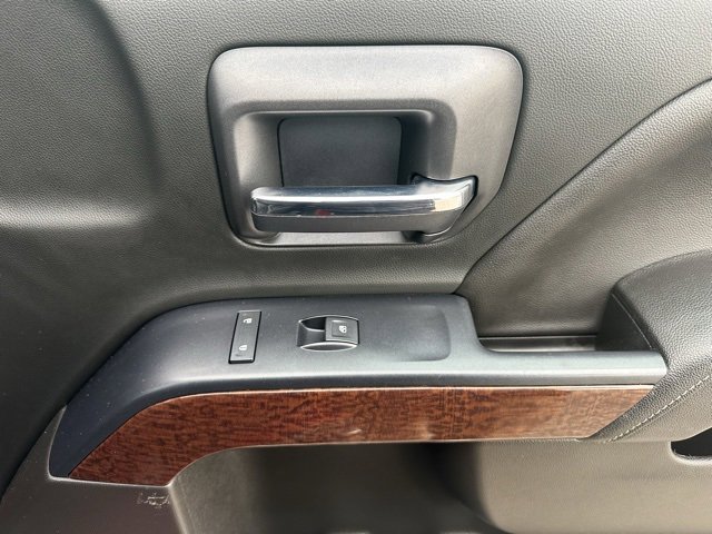 Used 2018 GMC Sierra 1500 SLE w/ SLE Value Package image 19