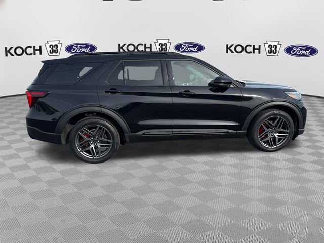 Used 2025 Ford Explorer ST AWD/4WD image 9