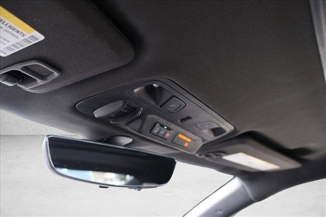 Used 2019 Chevrolet Camaro SS RWD image 19
