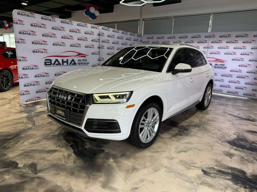 Used 2020 Audi Q5 2.0T Premium Plus w/ Premium Plus Package AWD/4WD image 2