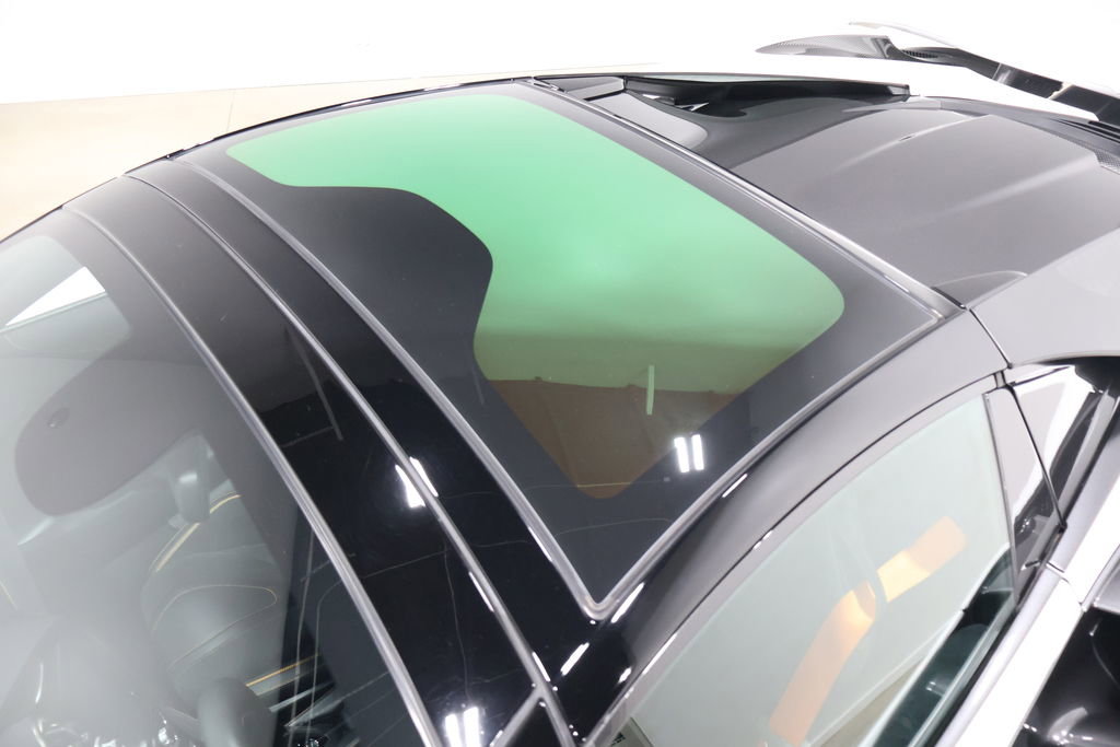 Used 2020 McLaren 720S Spider image 27