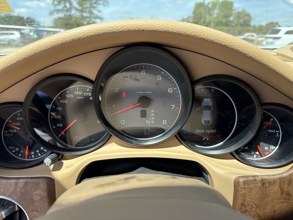 Used 2014 Porsche Panamera S RWD image 17