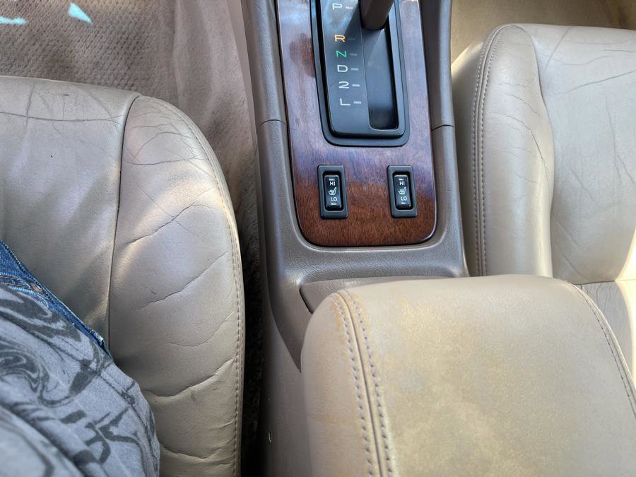 Used 2001 Lexus ES 330 image 21