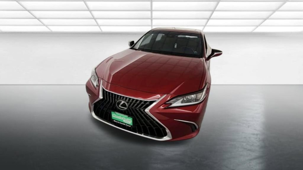 Used 2022 Lexus ES 250 w/ Premium Package AWD/4WD image 2