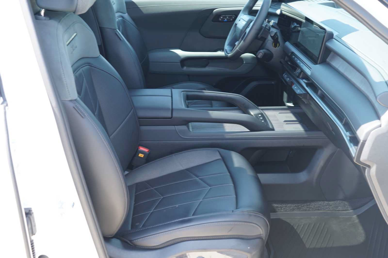 Certified 2027 Kia Telluride SX Prestige X-Line AWD/4WD image 24