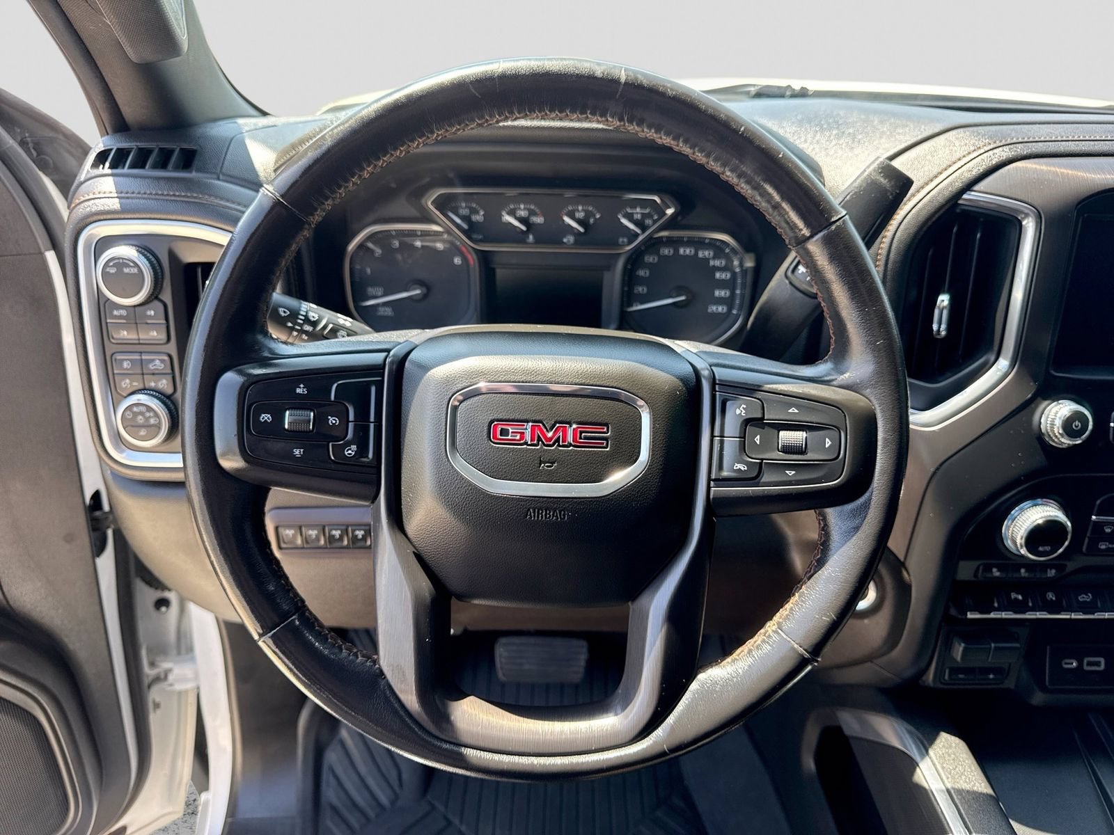 Used 2020 GMC Sierra 1500 AT4 w/ AT4 Premium Package AWD/4WD image 25