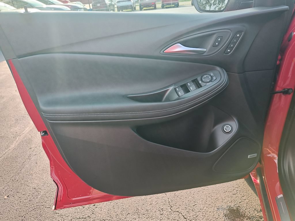 New 2026 Buick Encore GX Avenir w/ Avenir Technology Package FWD image 12