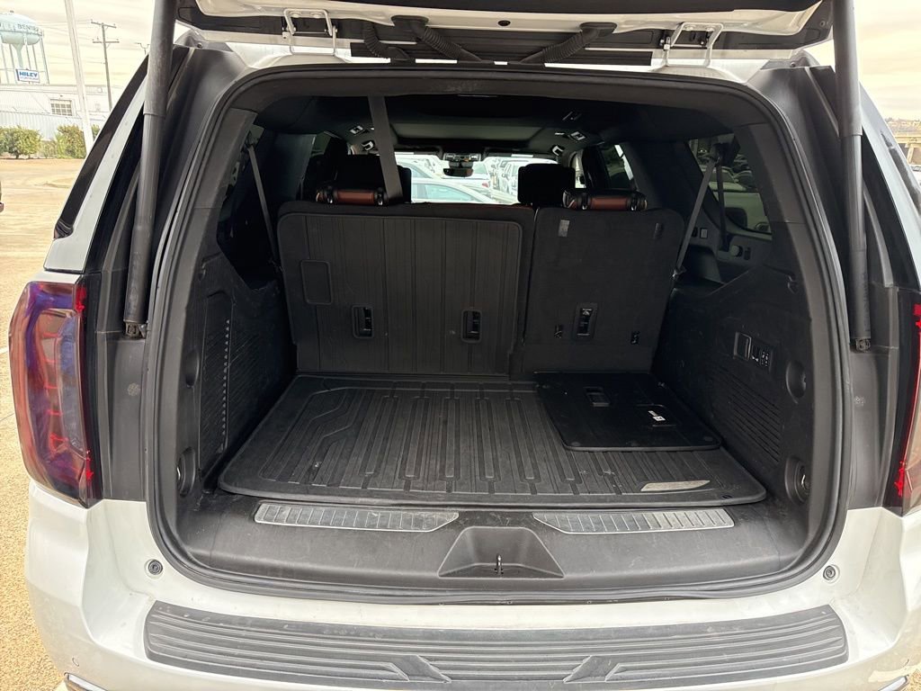 Used 2023 GMC Yukon XL Denali Ultimate image 8