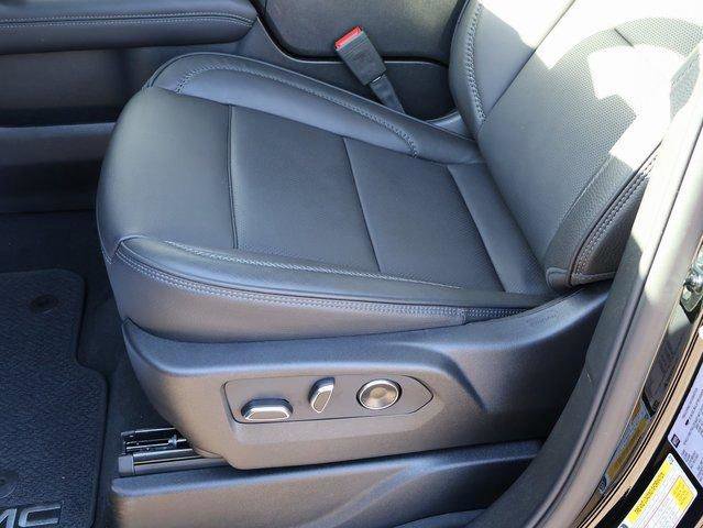 New 2026 GMC Yukon XL Denali w/ Sun & Power Step Package image 39