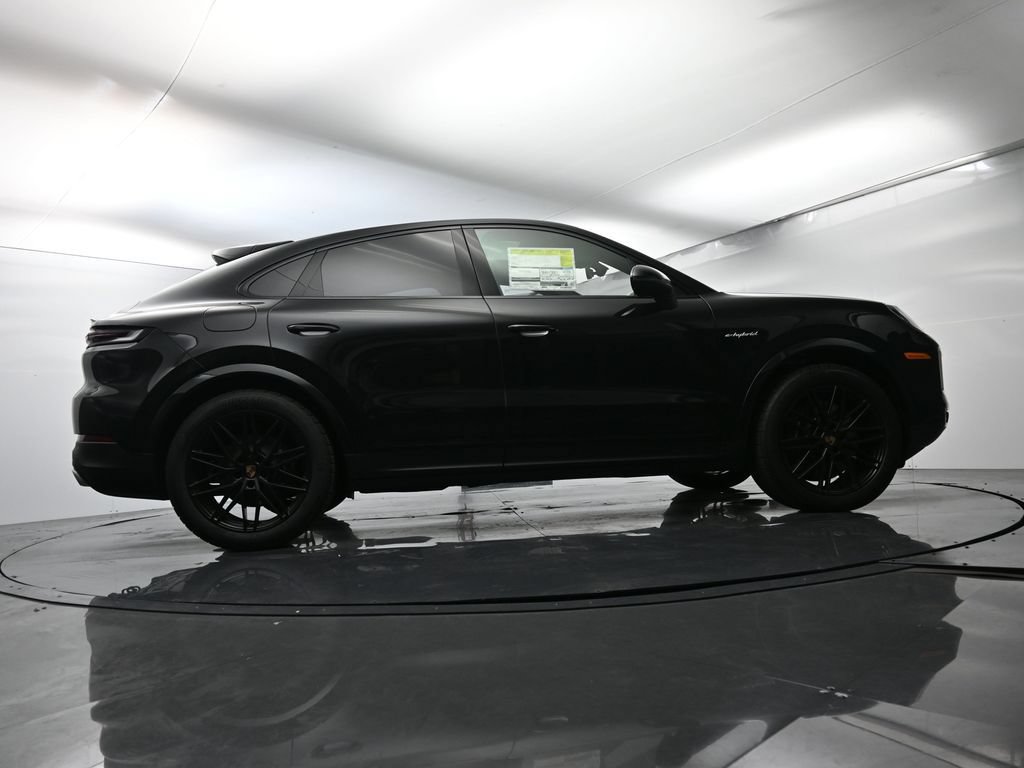 Certified 2026 Porsche Cayenne E-Hybrid Coupe AWD/4WD image 53