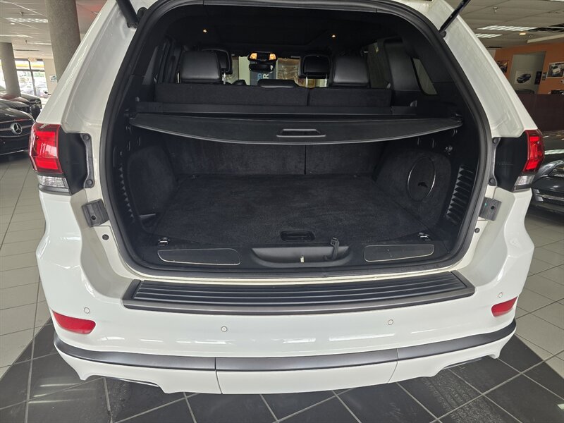Used 2020 Jeep Grand Cherokee High Altitude AWD/4WD image 29