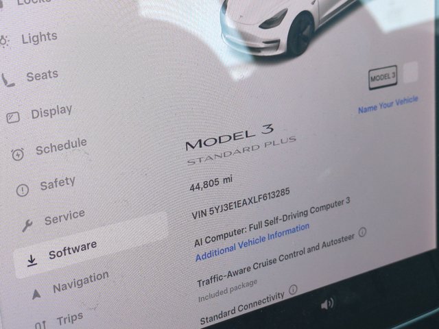 Used 2020 Tesla Model 3 Standard Range Plus RWD image 11