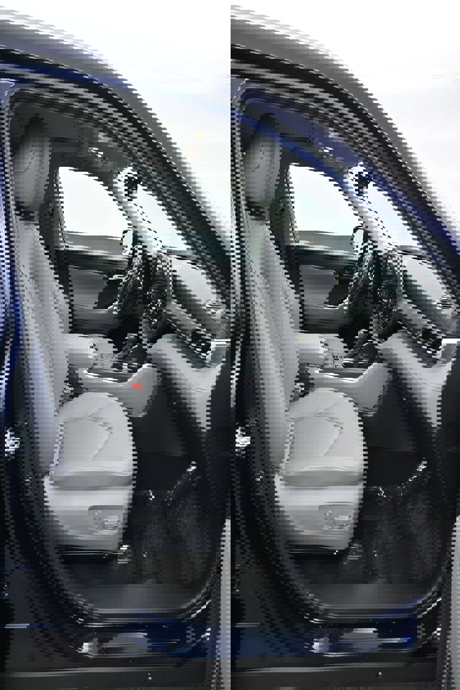 Used 2024 Toyota Highlander XLE image 11