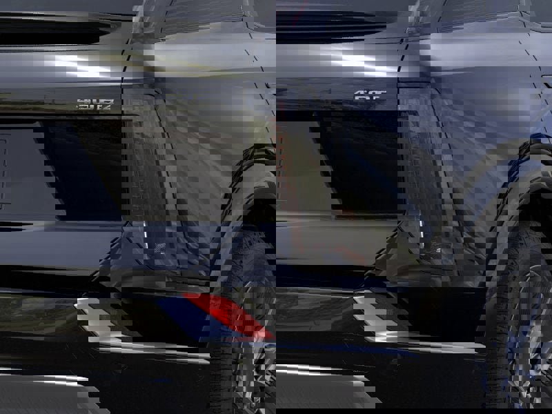 New 2025 Cadillac Optiq Luxury 1 image 35