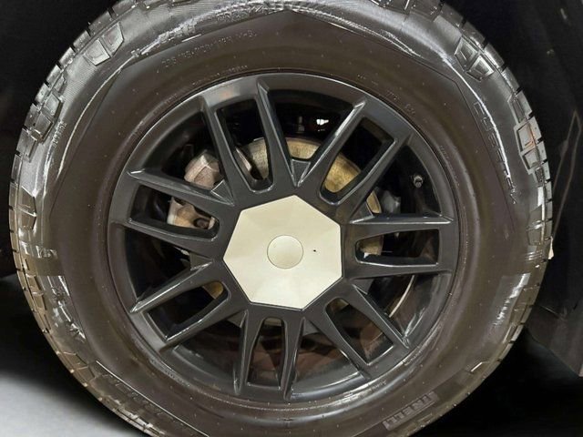 Used 2024 Tesla Cybertruck AWD Crew Cab image 30