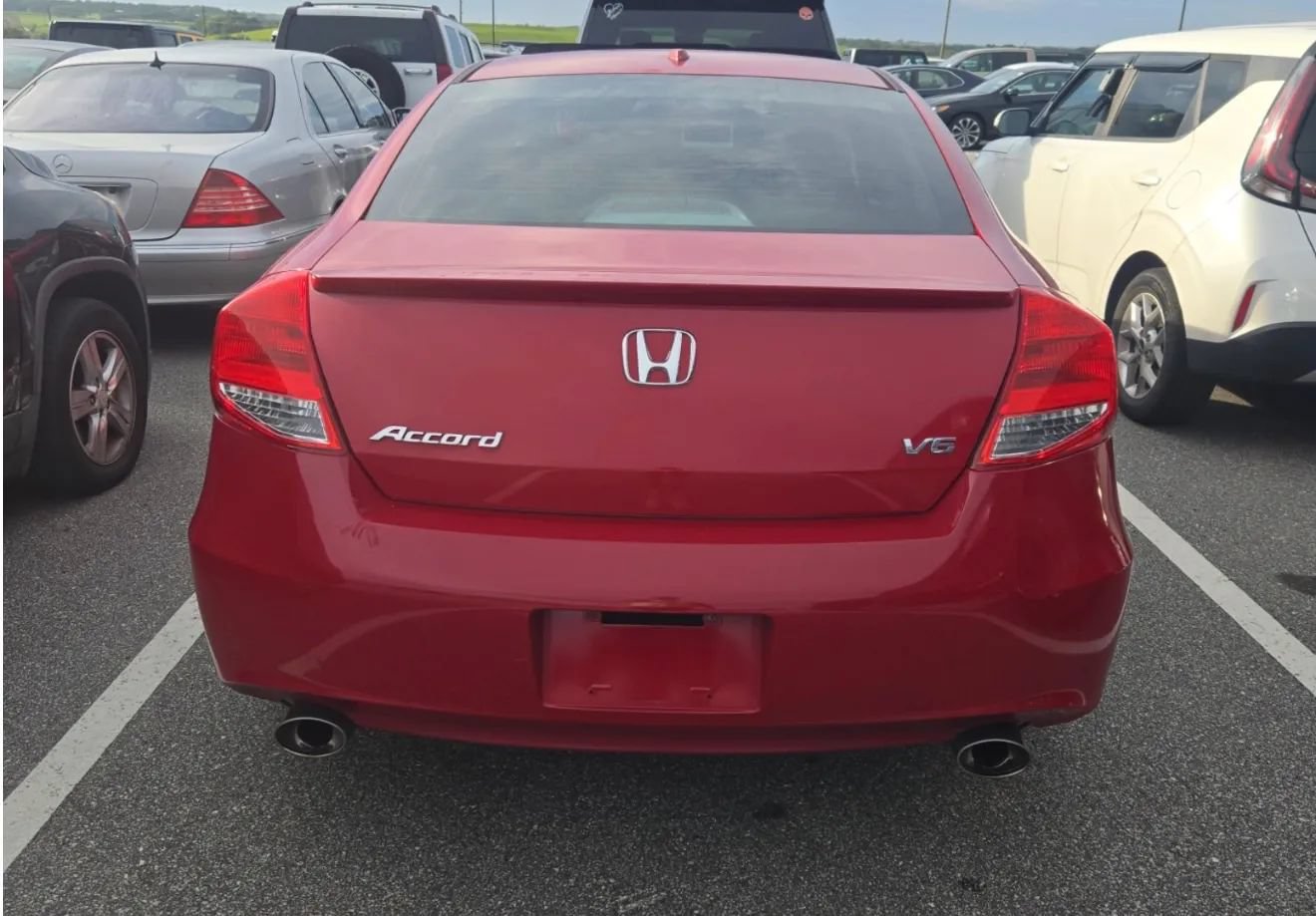 Used 2011 Honda Accord EX-L image 3