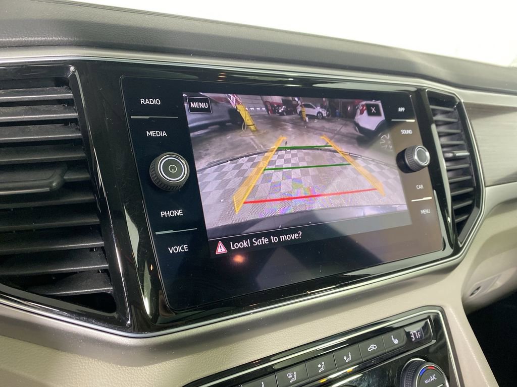 Used 2018 Volkswagen Atlas SEL w/ R-Line Package image 17