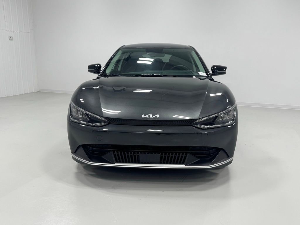 Used 2024 Kia EV6 Light image 3