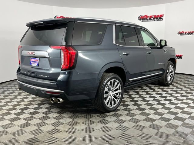 Used 2021 GMC Yukon Denali w/ Denali Premium Package image 3
