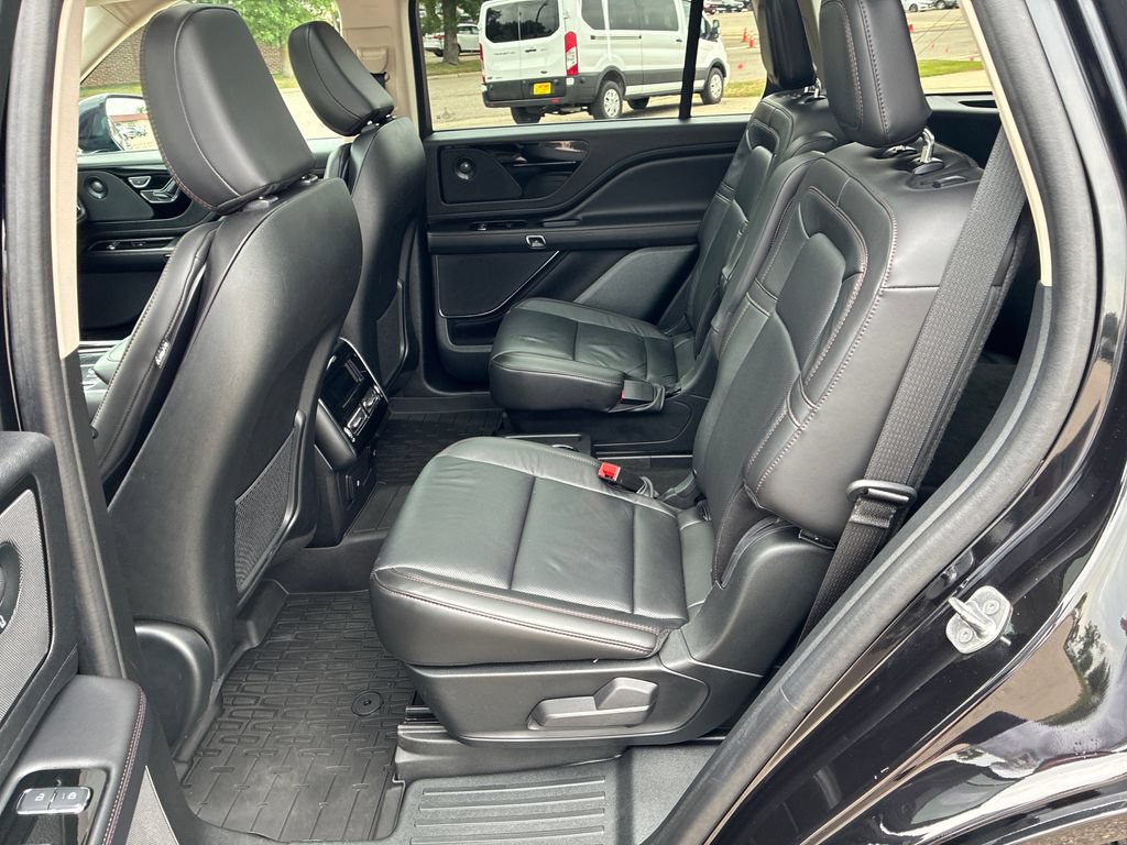 Used 2024 Lincoln Aviator Reserve w/ Jet Package AWD/4WD image 25