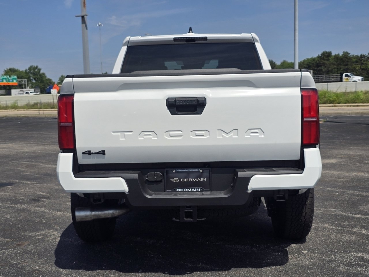 New 2026 Toyota Tacoma TRD Off-Road AWD/4WD image 15