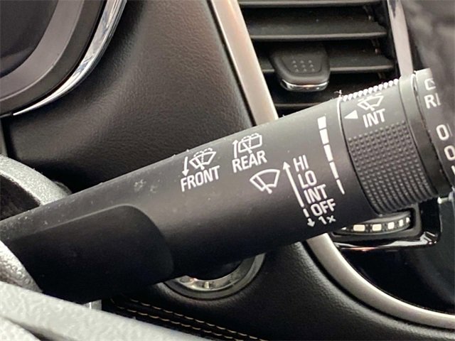 Used 2019 Chevrolet Trax LT w/ Redline Edition image 19