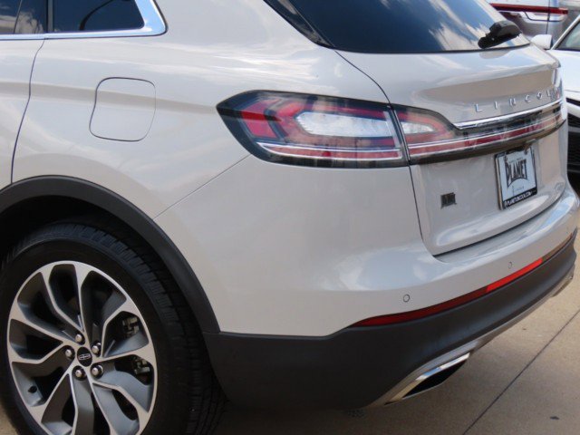 Certified 2023 Lincoln Nautilus Reserve w/ Luxury Package image 14