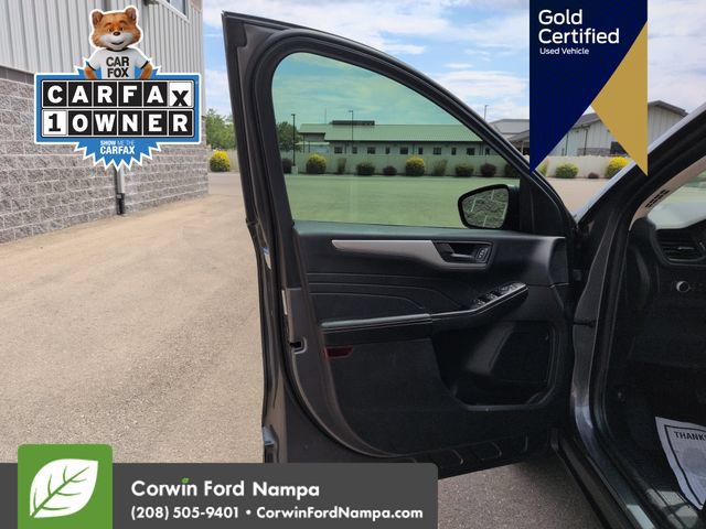 Used 2022 Ford Escape SE w/ SE Sport Appearance Package AWD/4WD image 12