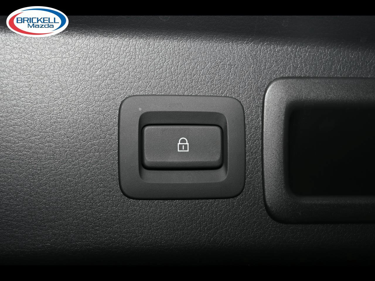 Used 2024 MAZDA CX-30 AWD 2.5 S w/ Select Sport Pkg image 14